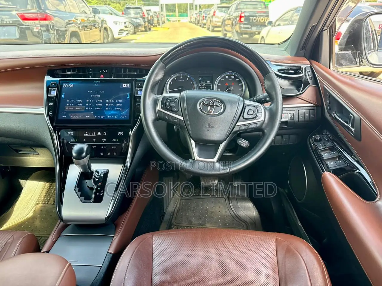Toyota Harrier 2.0 2018 White