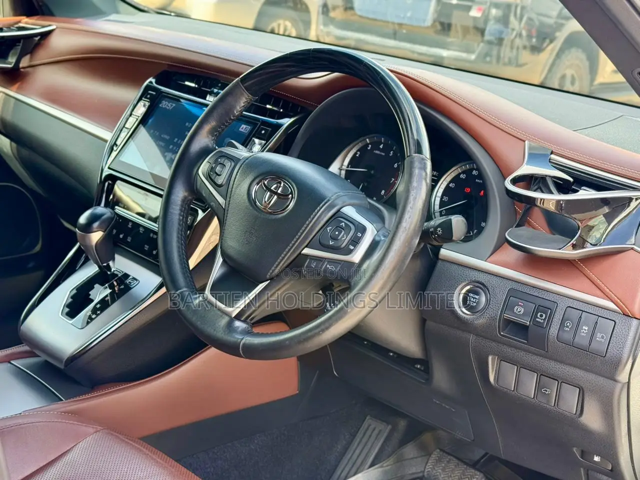 Toyota Harrier 2.0 2018