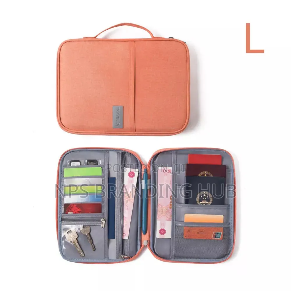 Travel Passport and Document Organizer
Size: 25.5×2×18.5cm
R.T