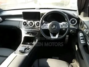 Mercedes-Benz C200 2019 Silver