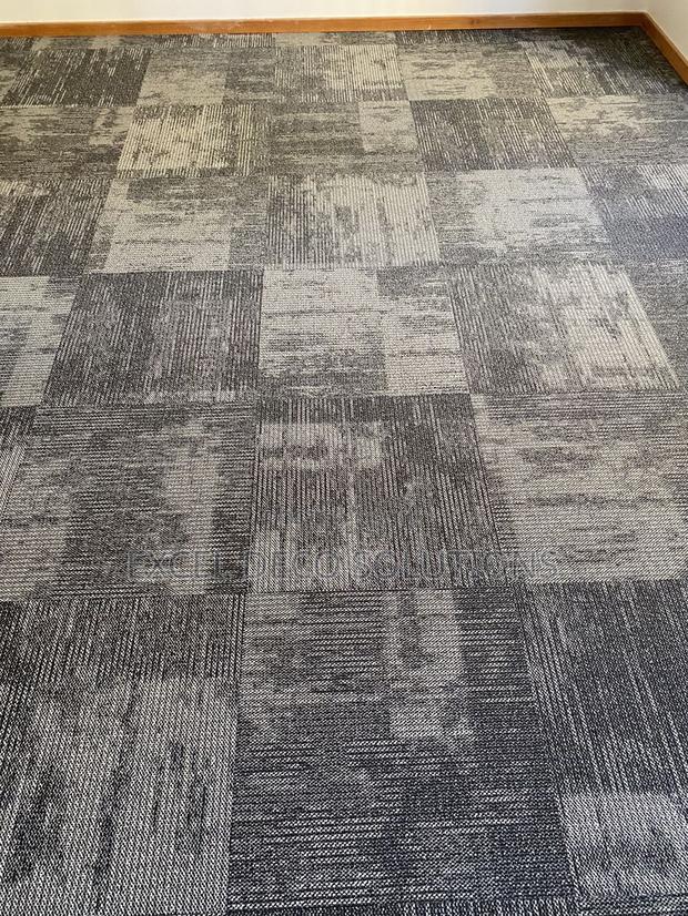 Carpet Tiles for Warm, Stylish Comfortable Floors