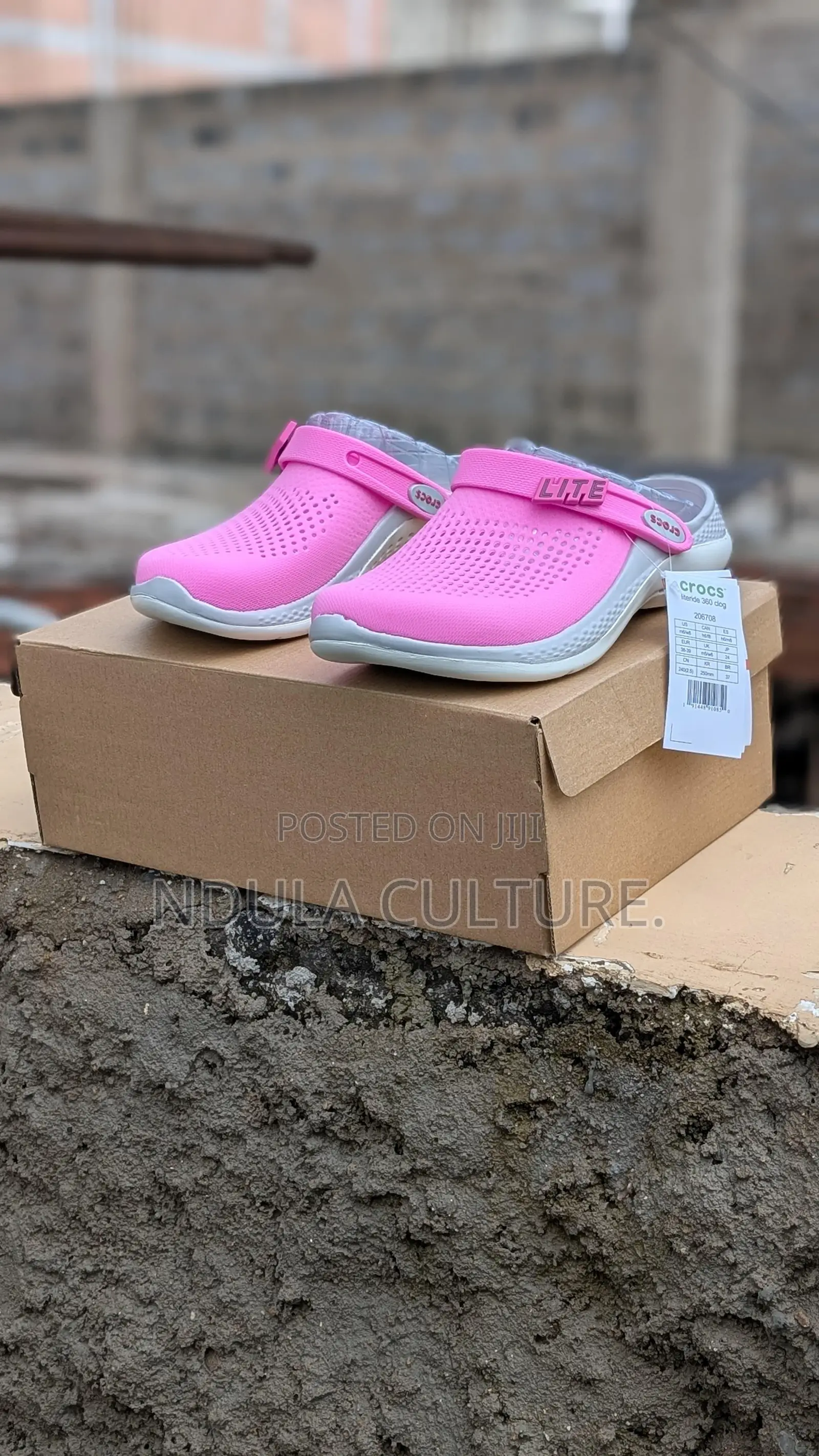 Crocs Lite // Ride 360 Clogs