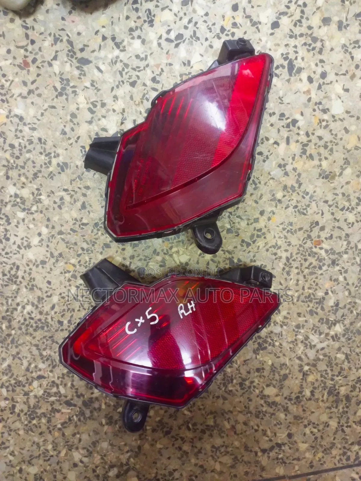 Cx-5 Rear Bumper Reflector
