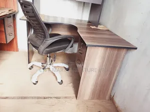 Shiny 1.2m*1.2m Modern Lshaped Office Desk+Headrest Chair Offers