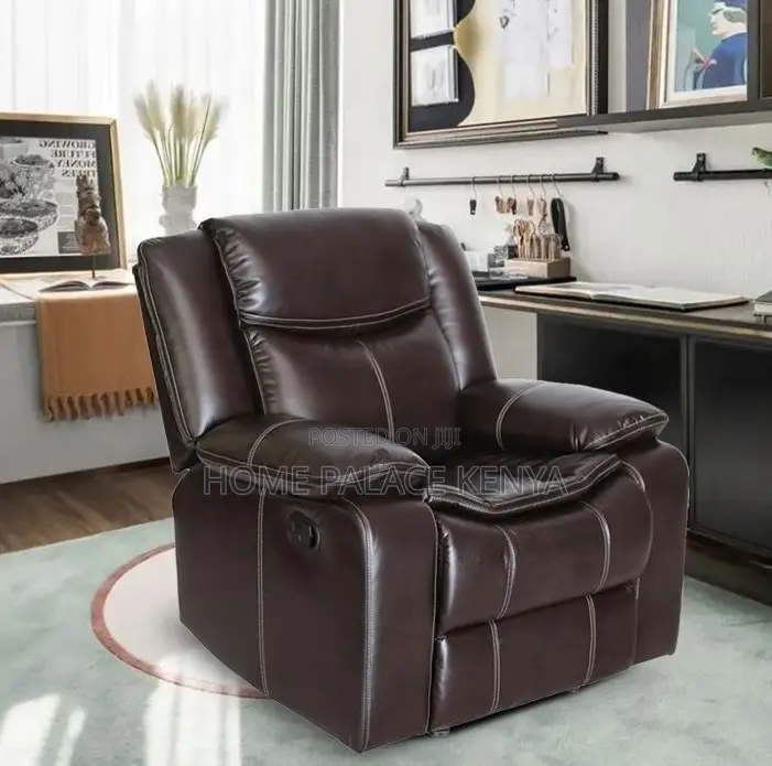 Recliner Sofa: Single Person Leather Reclining Chair