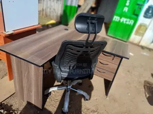 Admirable 1.2m*1.2m Modern Lshaped Office Desk+Headrest Chair Offers