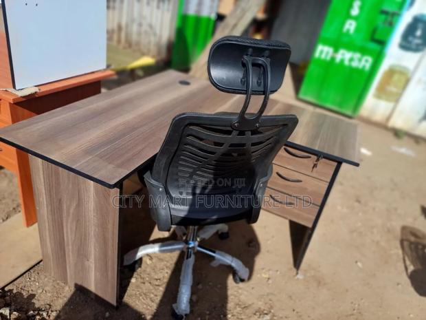 Admirable 1.2m*1.2m Modern Lshaped Office Desk+Headrest Chair Offers - main view