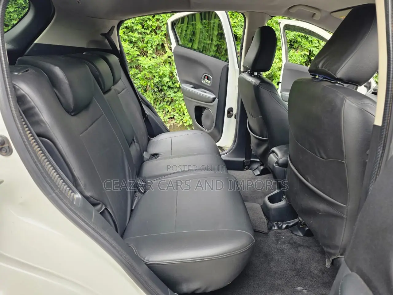 Honda Vezel 1.5 Hybrid 2WD 2015 White