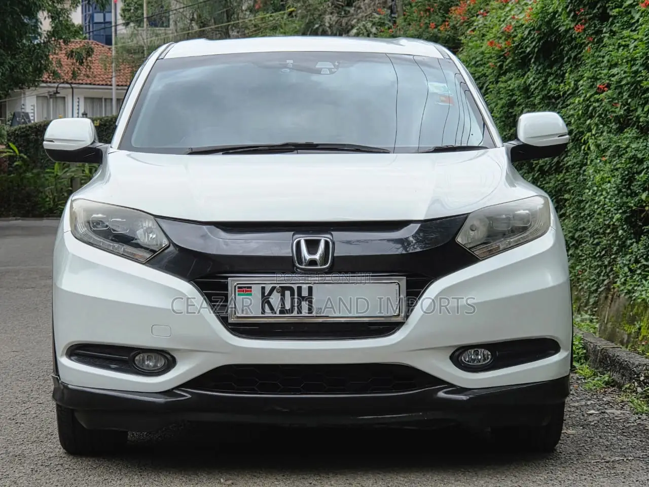 Honda Vezel 1.5 Hybrid 2WD 2015 White