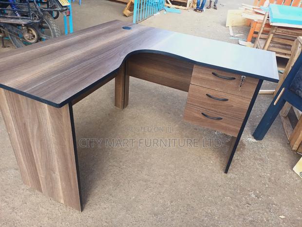 Ambitious 1.2m*1.2m Modern Lshaped Office Desk Offers