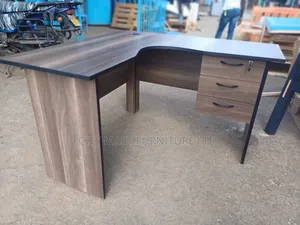 Artisan-Crafted 1.2m*1.2m Modern Lshaped Office Desk Offers