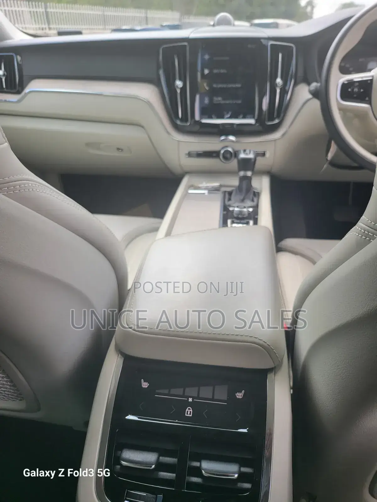 Volvo XC60 T5 Inscription AWD 2019 Gray