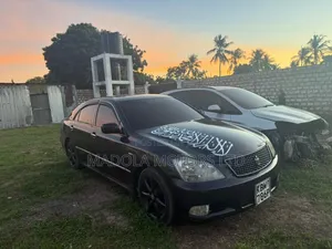 Toyota Crown 2006 Black