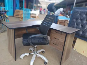 Dynamic 1.2m*1.2m Modern Lshaped Office Desk+Headrest Chair Offers