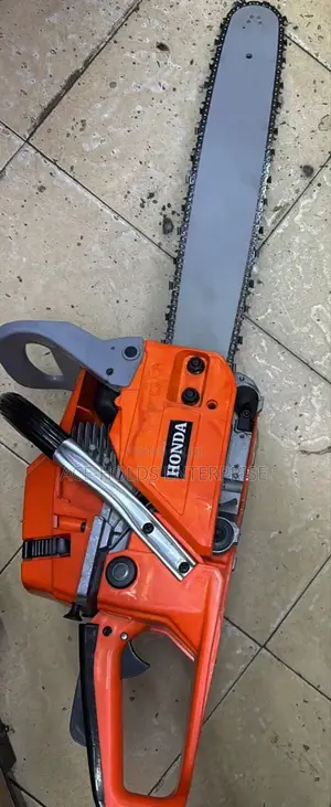 Honda 20” Powerful Chainsaw