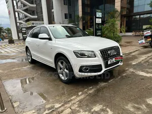 Audi Q5 2010 White