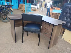 Expert 1.2*1.2m Lshaped Office Desk+Waiting/Caterina Chair Offers