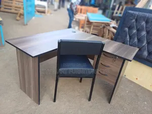 Pleasant 1.2*1.2m Lshaped Office Desk+Waiting/Caterina Chair Offers