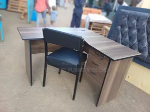 Pleasing 1.2*1.2m Lshaped Office Desk+Waiting/Caterina Chair Offers