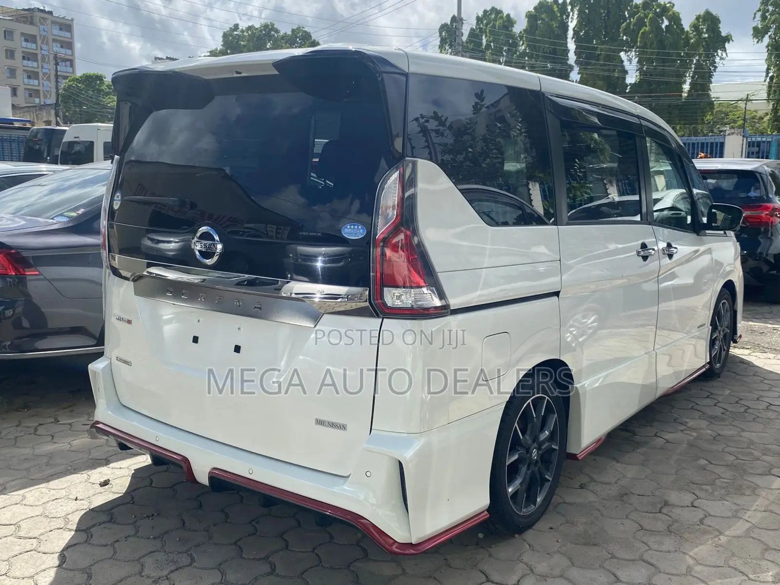 Nissan Serena 2019 White