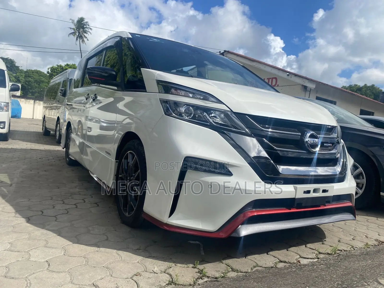 Nissan Serena 2019 White