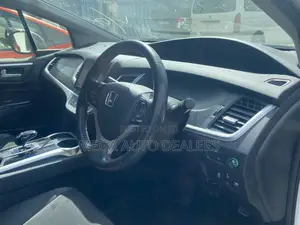 Honda Jade 2019 White