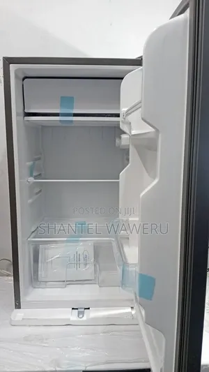 Single Rebun Door Fridge 90litres
