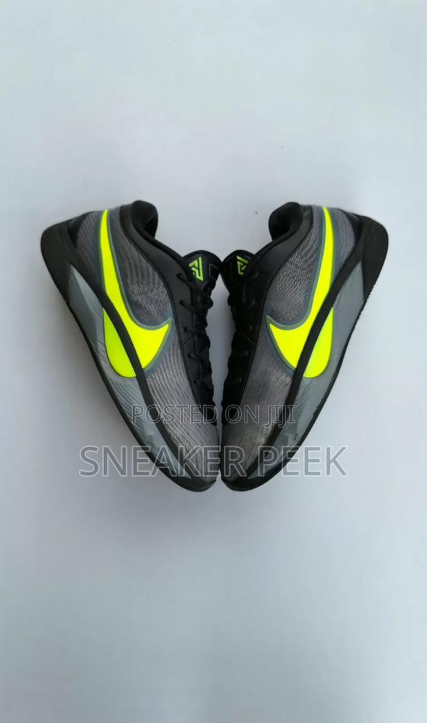 Basketball Shoes [Freak 6] - thumbnail 3