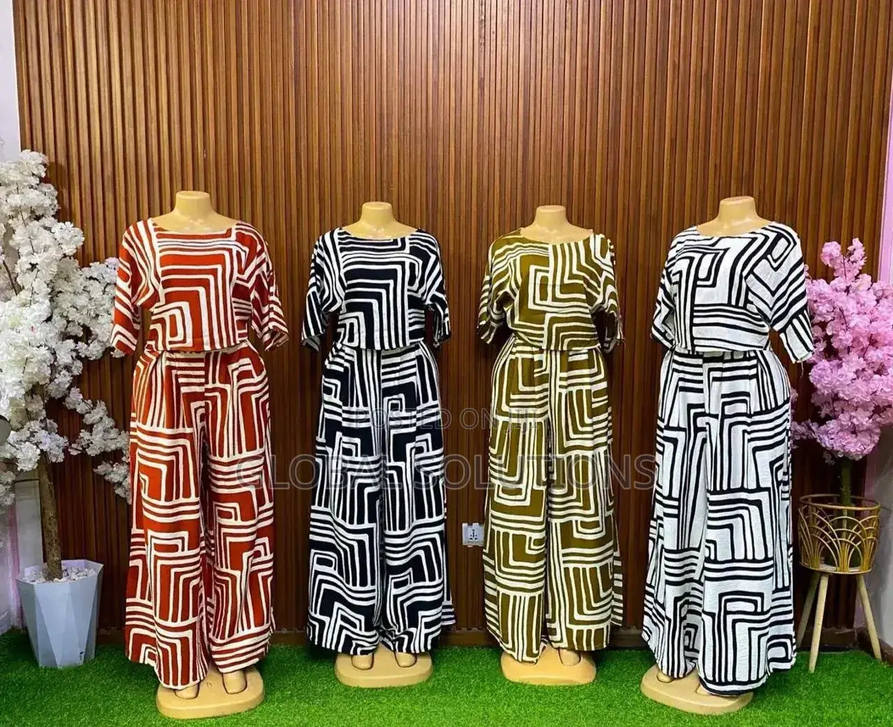 Geometric Print Wide-Leg Two-Piece Outfit