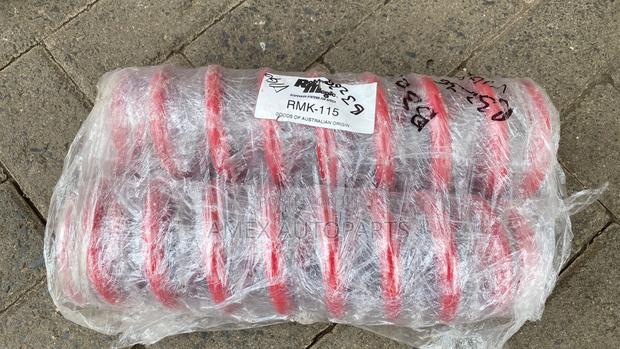Front Coil Spring Toyota Hilux Vigo Prado 120 150 - thumbnail 2