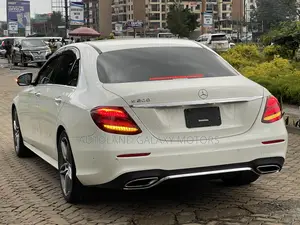 Mercedes-Benz E200 2019 White