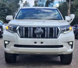 Toyota Land Cruiser Prado 2018 White