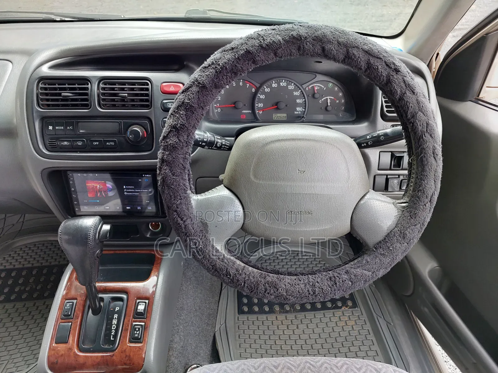 Suzuki Escudo 2001 Beige