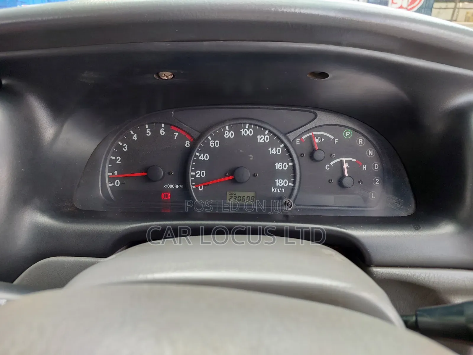 Suzuki Escudo 2001 Beige