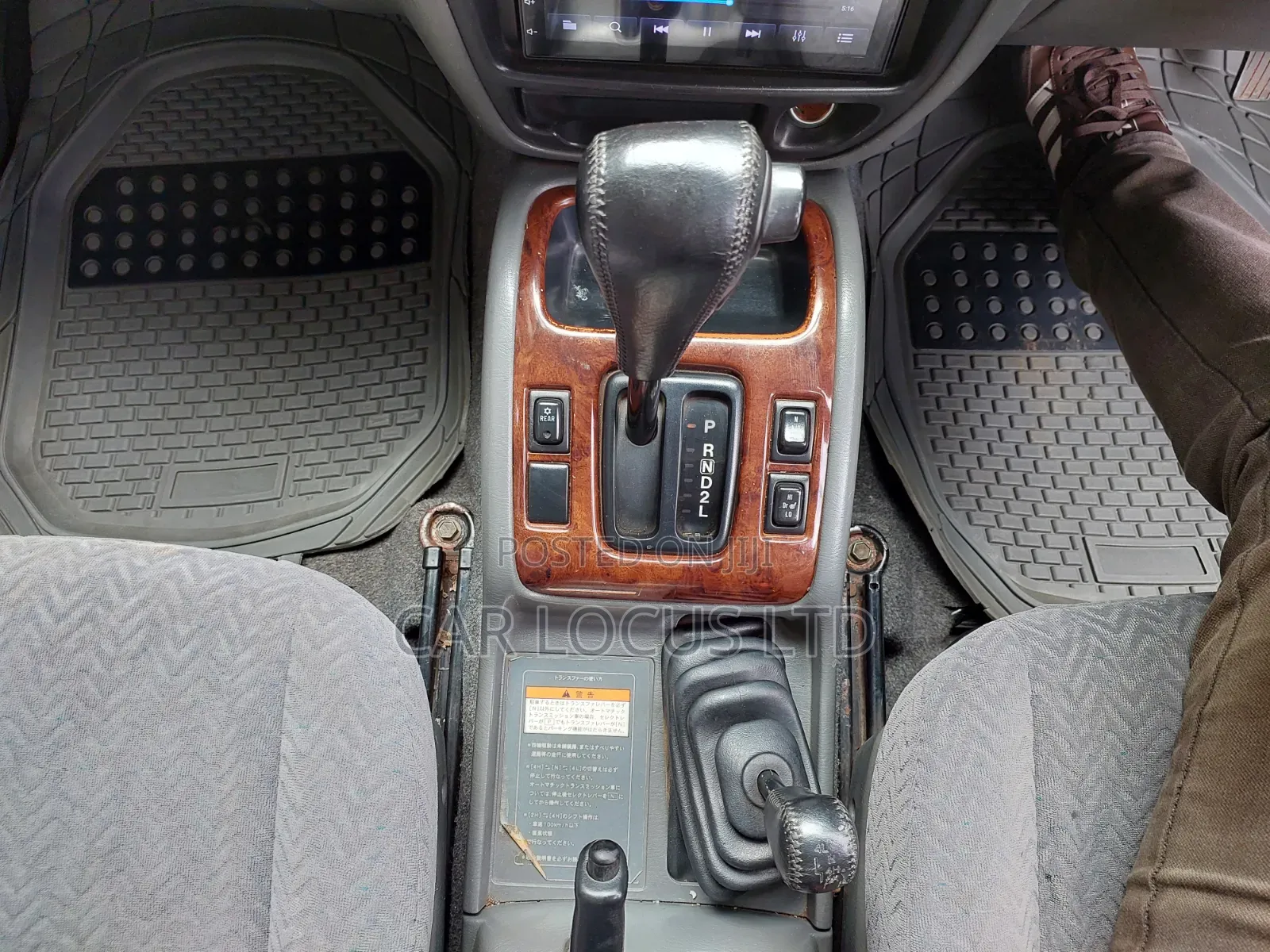 Suzuki Escudo 2001 Beige