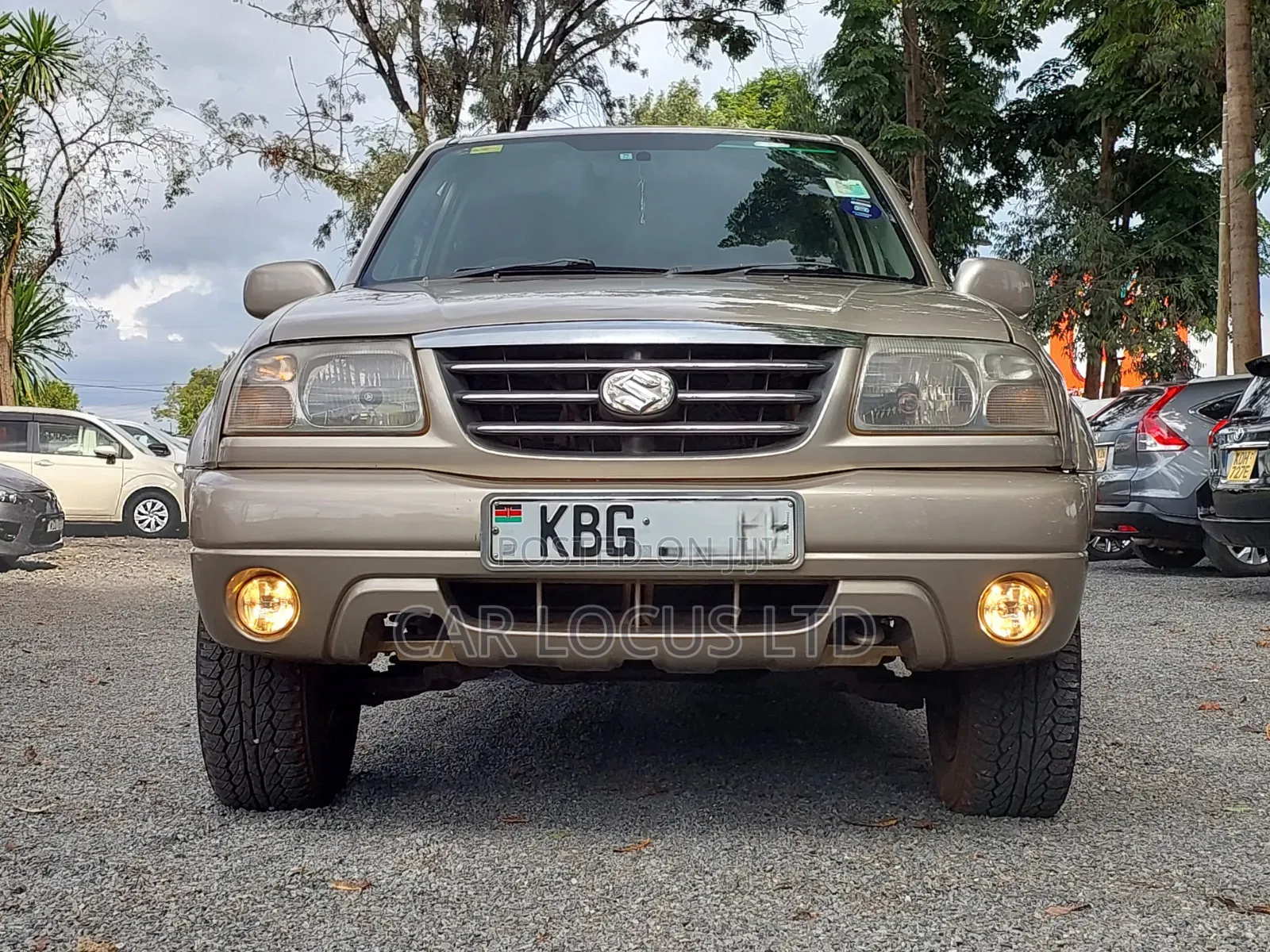 Suzuki Escudo 2001 Beige