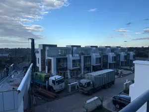 4bdrm House in Town Houses, Complex Utawala for sale