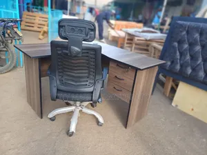 1.2m*1.2m Modern Lshaped Office Desk+Headrest Chair Offers