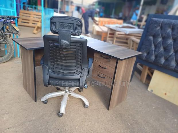 1.2m*1.2m Modern Lshaped Office Desk+Headrest Chair Offers