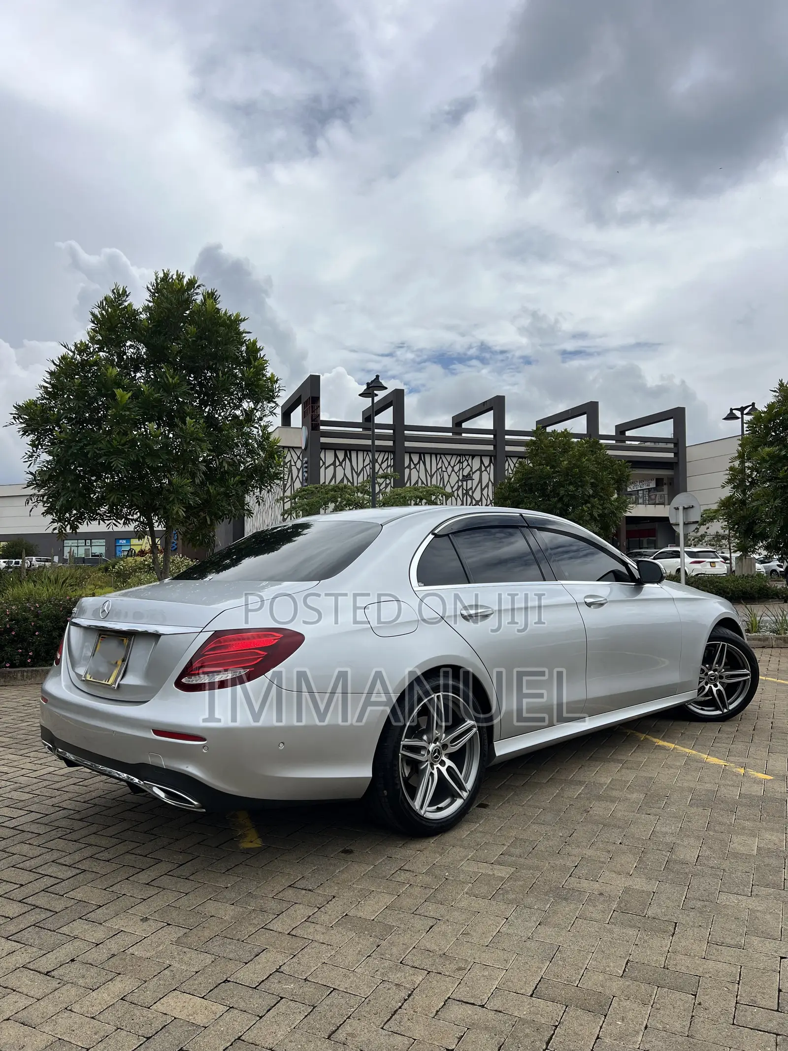 Mercedes-Benz E220 2016 Silver