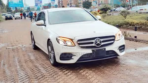 Mercedes-Benz E200 2019 White