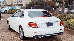 Mercedes-Benz E200 2019 White