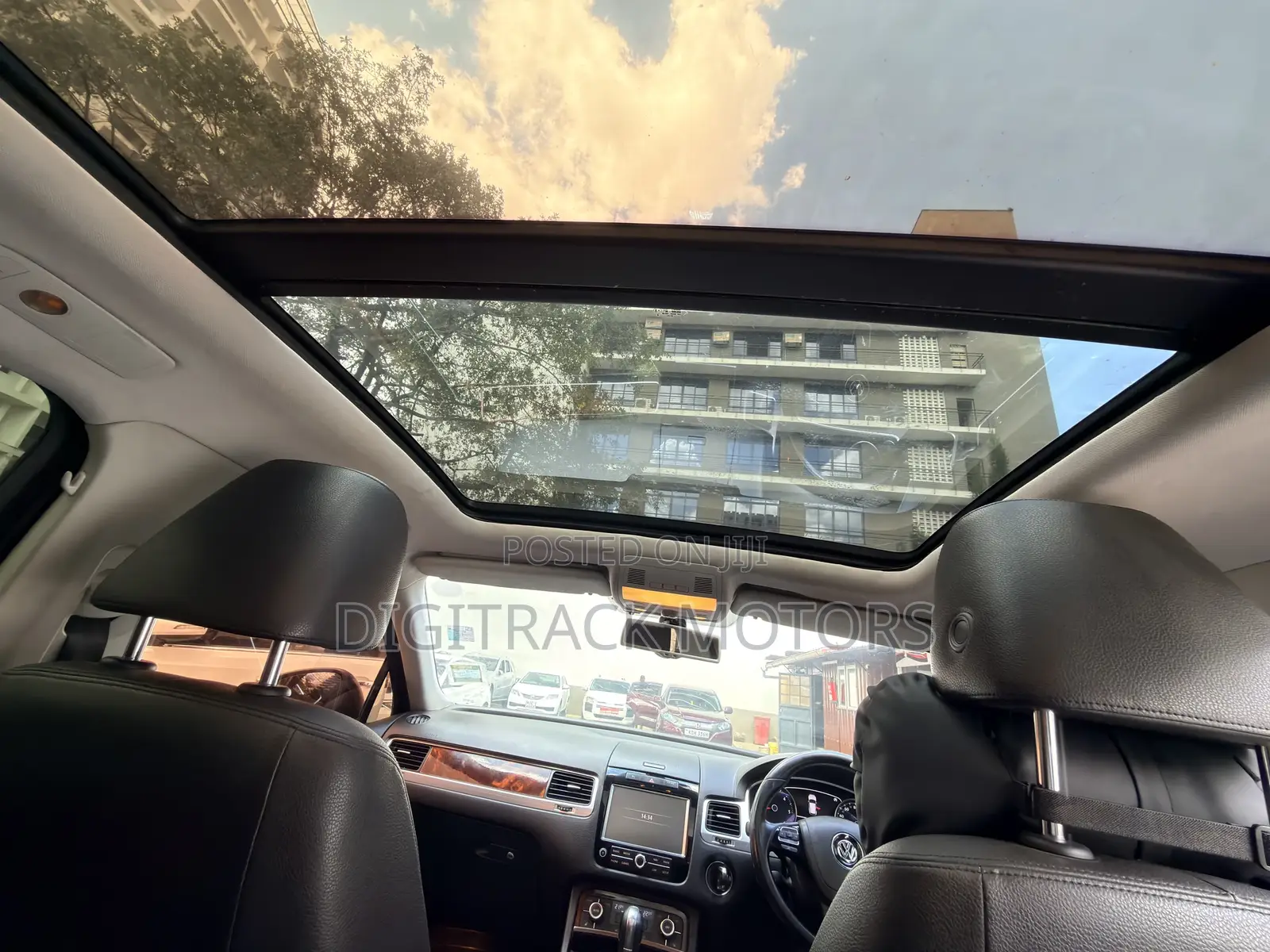Volkswagen Touareg 2014 Black