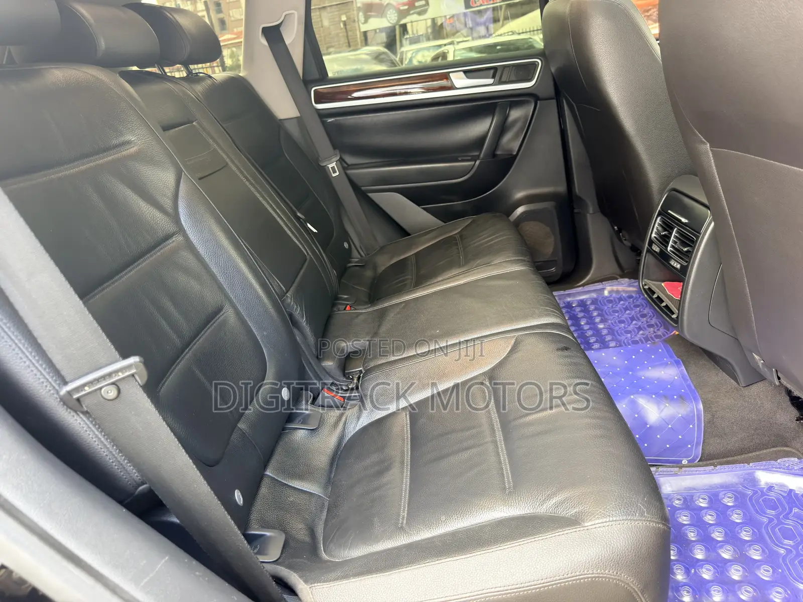 Volkswagen Touareg 2014 Black