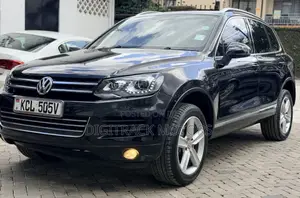 Volkswagen Touareg 2014 Black