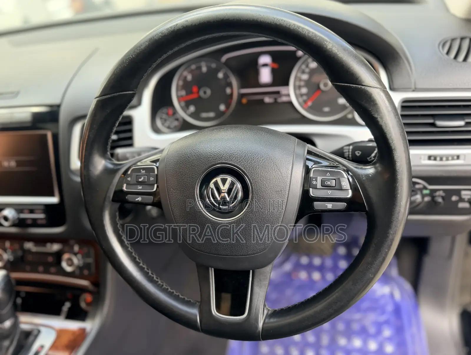 Volkswagen Touareg 2014 Black