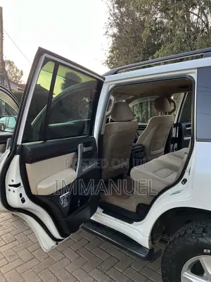 Toyota Land Cruiser 2007 Pearl