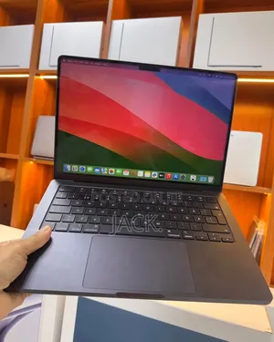 Apple MacBook Pro 2023 M2 Max 14-inch 32GB Apple M1 Max SSD 512GB