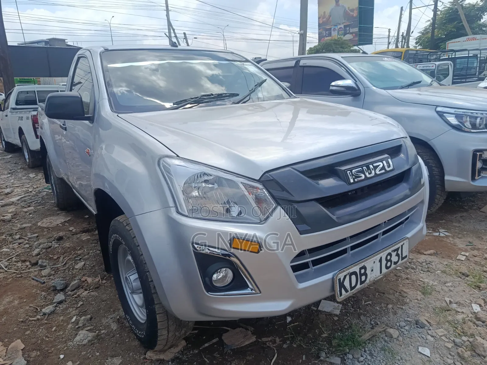 Isuzu D-MAX 2022 Silver