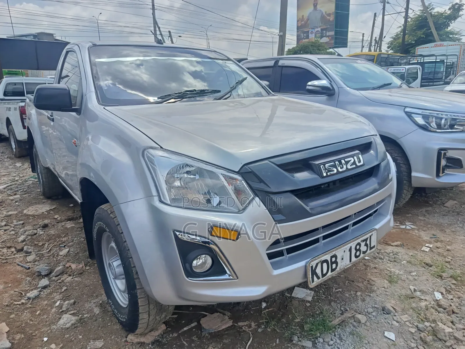 Isuzu D-MAX 2022 Silver